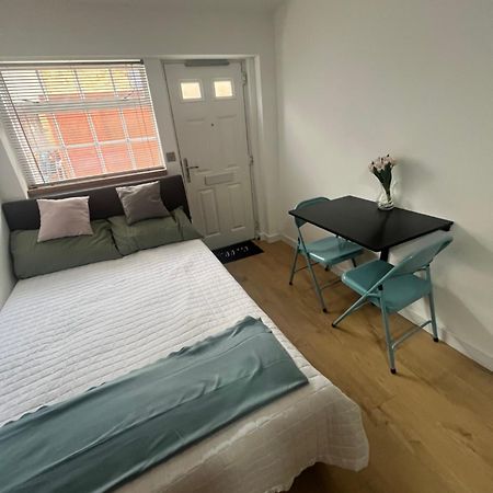 Teddington Little Gem Apartamento Londres Exterior foto